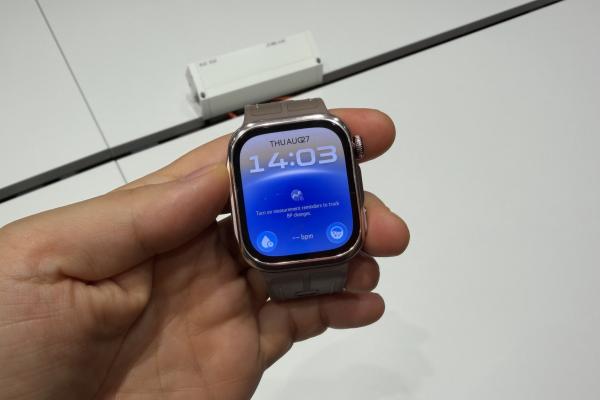 Fotografii hands-on HUAWEI Watch D3