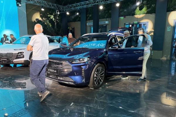 JETOUR X70 Plus - Galerie foto mobilissimo.ro