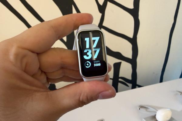Redmi Smart Band 11 Active - Fotografii hands-on eveniment Xiaomi Budapesta
