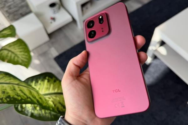 TCL P80 Ultra - Fotografii hands-on (interior)