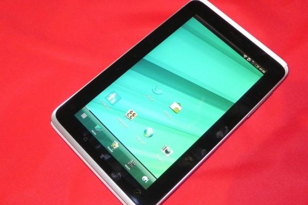 7 motive pentru care să achiziționezi HTC Flyer