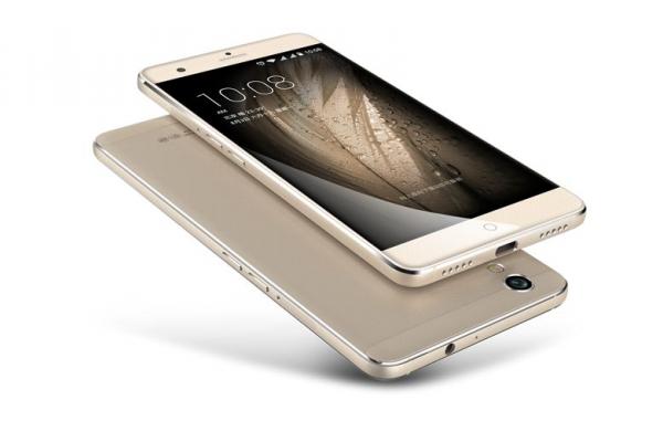 ZTE Blade V7 Max - Fotografii oficiale