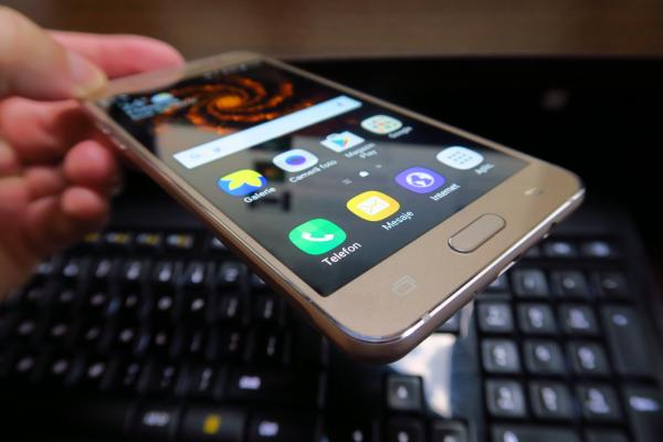 Samsung Galaxy J5 (2016) - Fotografii Hands-On