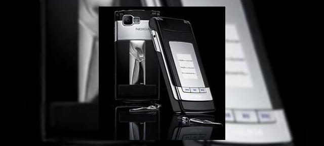 Nokia N76 impodobit cu bijuterii