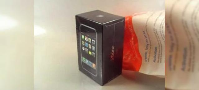 Apple iPhone scos din cutie