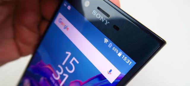 Sony Xperia XZ: Conectivitate excelentă, apeluri puţin metalice