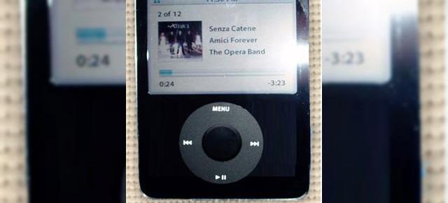 Poze in premiera cu un iPod Nano &ldquo;ingrasatâ€
