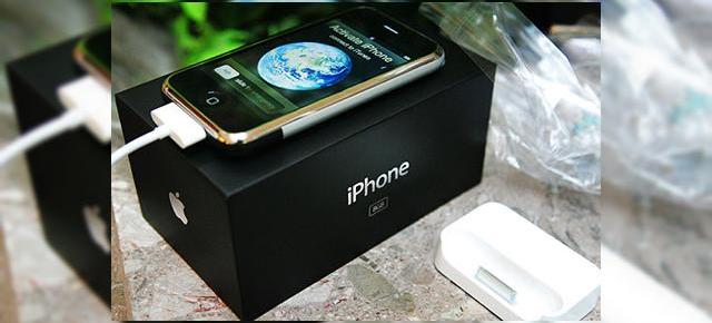 Apple anuleaza garantia pentru iPhone-urile hackuite