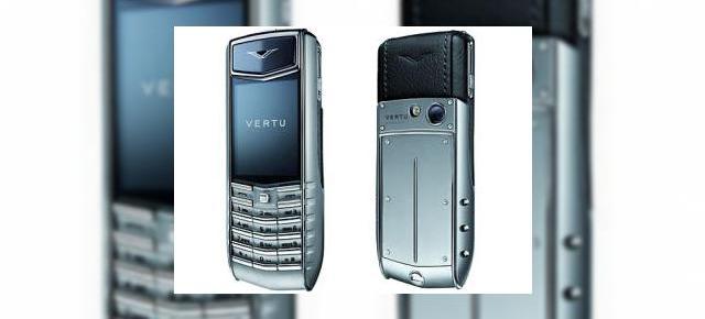 Ascent de la Vertu, acum in magazine