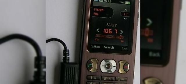 Sony Ericsson W890i, scapat pe internet si apoi vandut ilegal