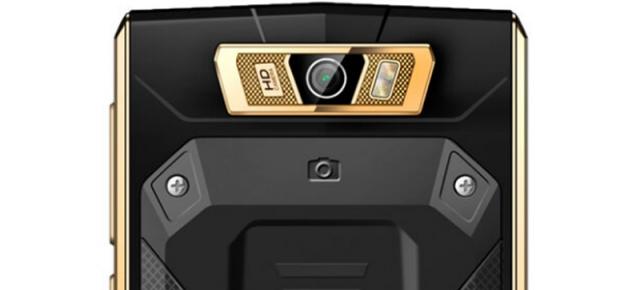 YAAO 6000 Plus este un smartphone cu baterie de 10.900 mAh şi design în stil Vertu, lansat în China deocamdată