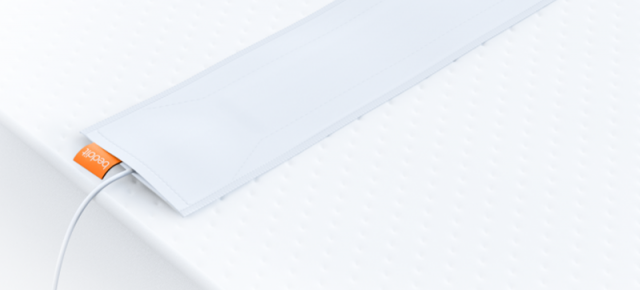 Beddit este un accesoriu revoluţionar de monitorizare a somnului; Măsoară pulsul, mişcările, multe altele şi e deja sold out!