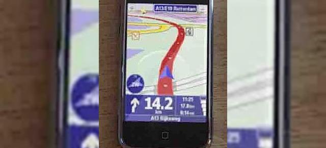 TomTom produce modul GPS pentru iPhone