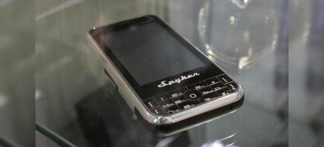 Spyker prezinta un telefon misterios, in stil iPhone