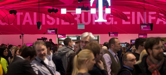 Telekom anunţă o reorganizarea a companiilor din grup, doreşte creşterea cotei de piaţă prin relansarea ofertei pe mobil, o strategie nouă