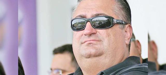 Cumpara telefonul lui Marian Iancu, e scos la licitatie de Fisc