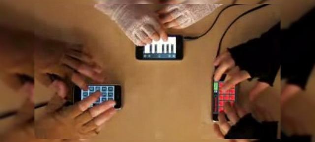 Concert de iPhone-uri cu iBand