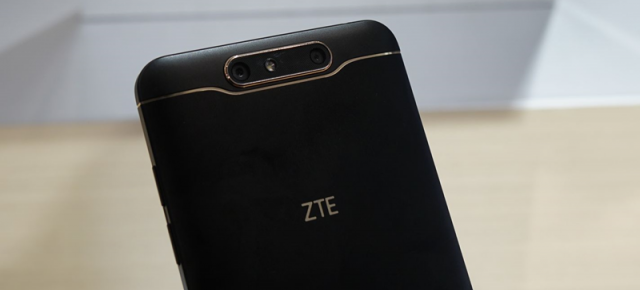 MWC 2017: ZTE Blade V8 hands on - terminal slim cu cameră duală și UI custom de la ZTE (Video)