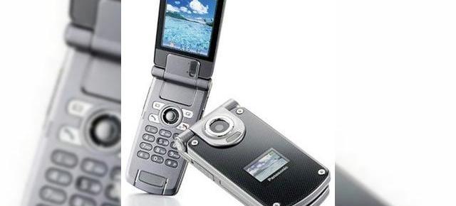 Ecrane cu plasma pe telefoanele mobile Panasonic
