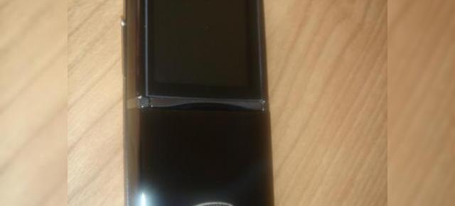 Imagini superbe cu Nokia 8800 Lamborghini Edition, un cadou regesc de Paste