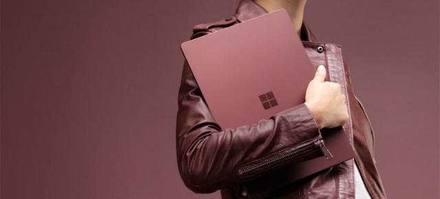 Microsoft Surface Laptop e anunţat oficial, drept primul notebook cu Windows 10 S; Costă 999 dolari şi e destinat elevilor şi studenţilor