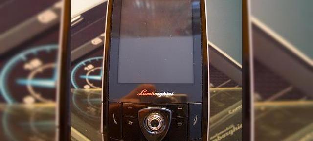 Telefonul Asus ZX1 Lamborghini isi face aparitia