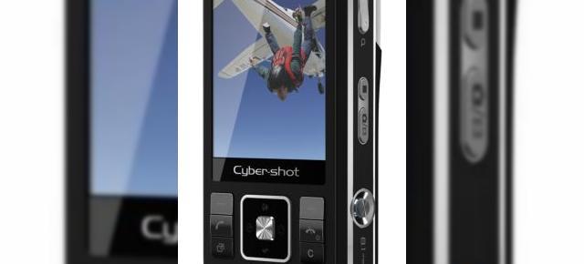 Sony Ericsson a lansat noul C905 Cyber-shot