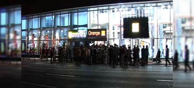 Lansarea iPhone 3G se vede live acum pe site-ul Orange!