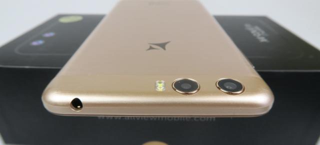 Allview X4 Soul Lite Unboxing: telefon accesibil cu cameră duală şi Bokeh, gata să ajungă la concurs (Video)