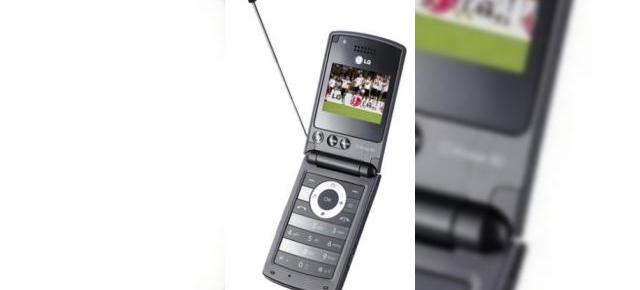 Inca un telefon LG cu tuner TV (DVB-T), modelul HB620T
