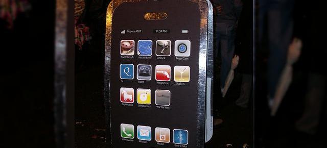 Top 10 costume de Halloween cu tematica iPhone