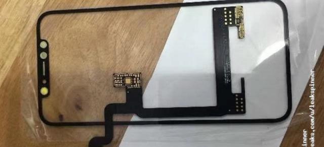 Panoul OLED al lui iPhone 8 şi cablurile aferente ajung pe Internet sub formă de fotografii