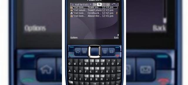 Nokia lanseaza telefonul QWERTY business E63