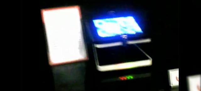 Un telefon Samsung cu ecran flexibil prezentat oficial (Video)