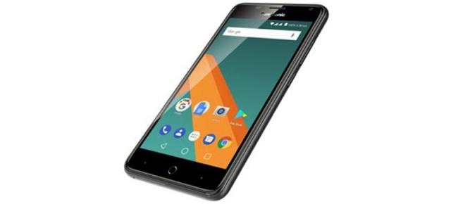 Panasonic P9 este un telefon entry-level ce va fi vândut pentru suma de doar 98 dolari