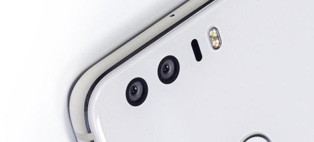 Huawei lucrează la un telefon cu cameră duală în faţă şi cameră duală în spate, cu numele de cod "Rhone"