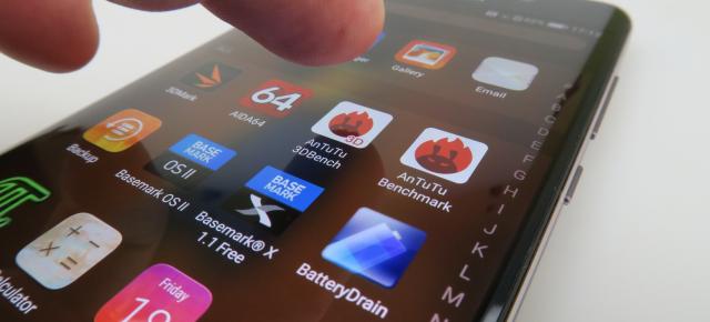 Huawei Mate 9 PRO: Benchmark-uri de top 15 lejer, se ţine semeţ în 2017