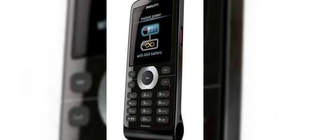 Philips Xenium X520 - telefonul care foloseste baterii AAA