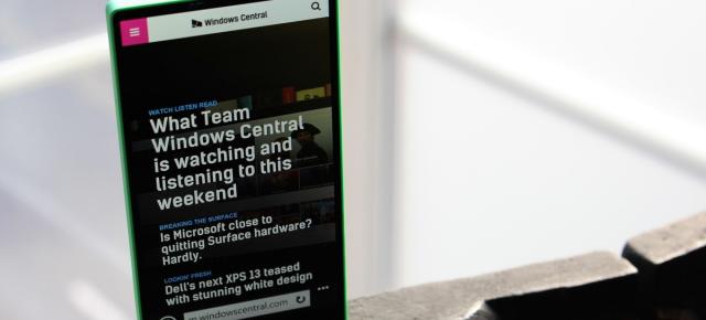Aşa arată telefonul Microsoft Lumia cu ecran edge to edge din 2014, care nu va mai vedea lumina zilei vreodată