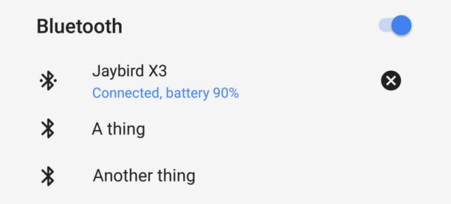 Google Pixel 2 poate afișa procentajul bateriei de pe headset-urile conectate la telefon prin Bluetooth