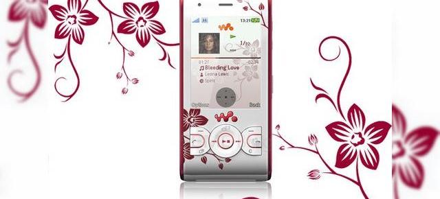 Sony Ericsson W595, editia Cosmopolitan Flower, cadoul ideal de 8 martie