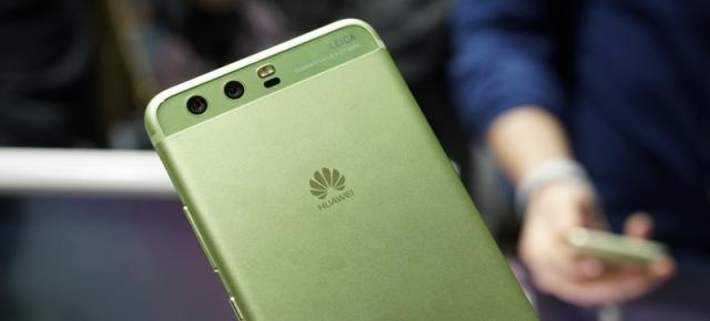 Huawei a livrat deja 100 de milioane de smartphone-uri în 2017