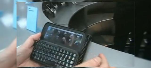 Smartphone-ul Road Handy S101 ruleaza Android (Video)