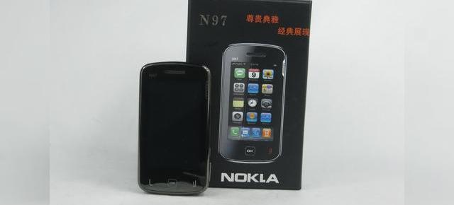 Clona chinezeasca a lui Nokia N97, o imitatie nereusita a originalului?