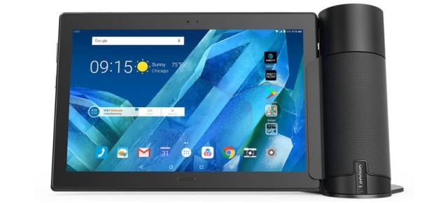 Motorola revine pe piaţa tabletelor cu modelul Moto Tab; costă 299 dolari și aduce accesorii extra de productivitate