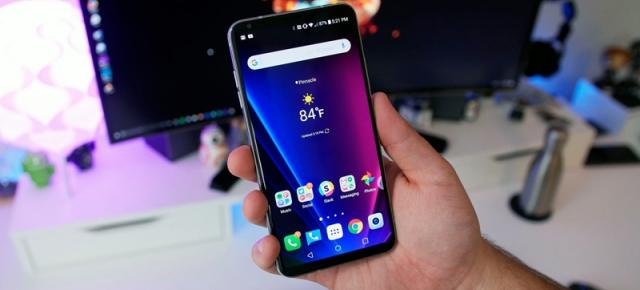 Turul Magazinelor #333: Revenim la prima iubire - telefoanele cu discount, Xperia XA1 şi Galaxy C8; LG V30+ e în România şi avem şi crampoane de zăpadă