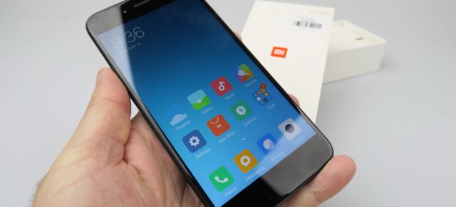 Xiaomi Mi 5X Unboxing: Geamănul lui Xiaomi Mi A1 e aici, cu o mare doză de MIUI (Video)