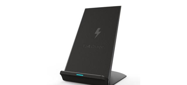 Cafago vinde un încărcător wireless cu suport Quick Charge și rol de stand la numai 13.68 dolari