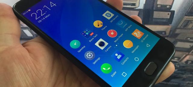 UMIDIGI C Note 2: OS, UI, aplicaţii stricate de reclame