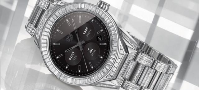 TAG Heuer Connected Modular 45 Full Diamond este un ceas inteligent de lux, cu diamante şi preţ de supermaşină